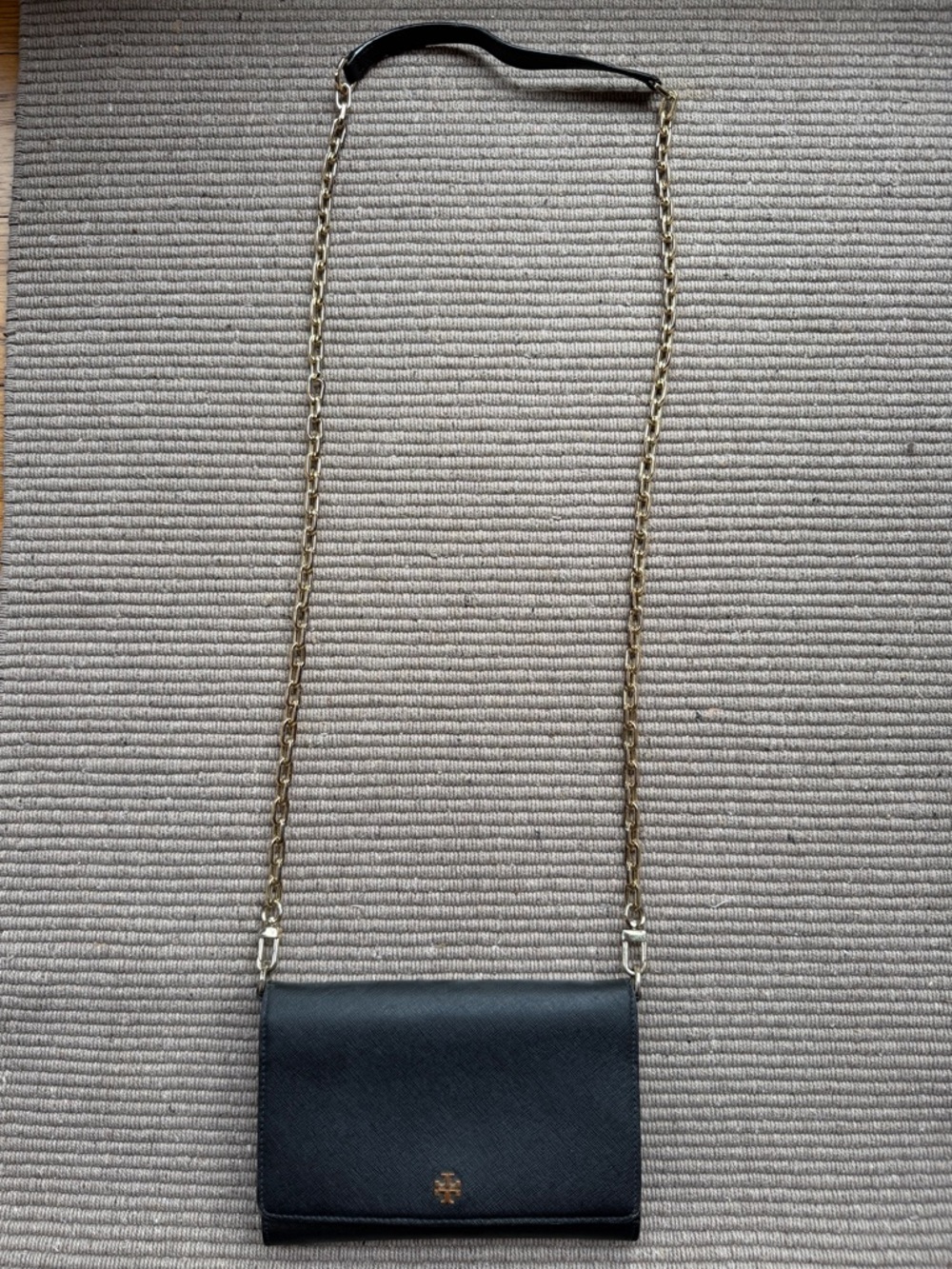 Tory Burch Black Chain Strap Crossbody Wallet - Women's Bag